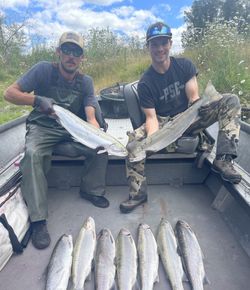 Couple fishing in WA with 8 fish