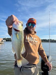 One fisherman with fishing rod in Madisonville