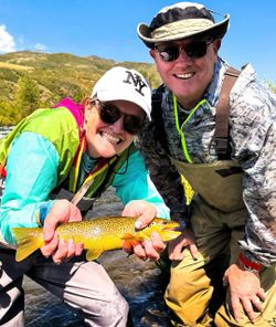 Two anglers fishing in UT