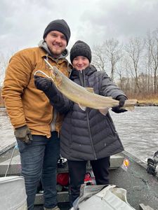 Successful anglers fishing in Altmar