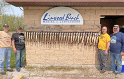 4 people fishing in Linwood