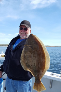 A lone summer flounder measuring 25 inches caught while fishing in NY