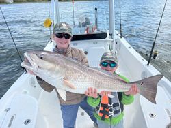 Kid Friendly Redfish Fishing Charter 2023