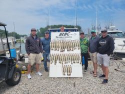 6 people fishing in Ohio