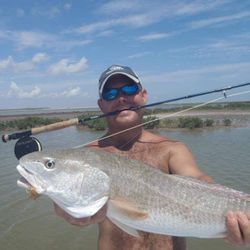 fly fishing Fun for redfish in Texas