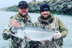 Chinook salmon fishing in Grants Pass