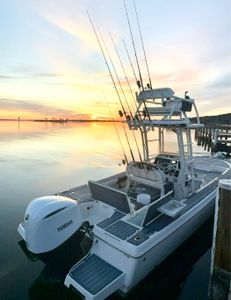 Robalo 246 Cayman Series powered by a Yamaha 300 hp. Full tower controls, spot lock minn kota trolling motor, dual live wells, fully covered in Sea-Dek for a perfect mix of comfort and fishability.