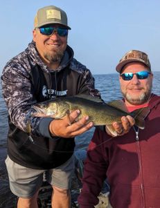 Walleye wonders, Wisconsin guides.