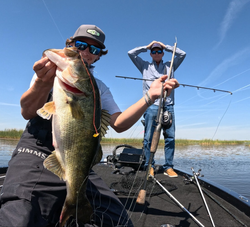 A group of 2 people fishing in Davie