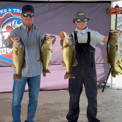 4 largemouth bass caught while fishing in FL