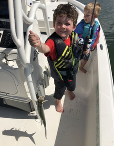 Anglers catch fish in sunny FL