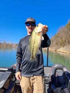 Adventurous angler reels in catch in Missouri