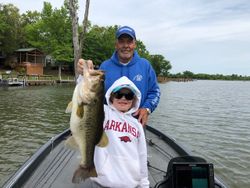 Largemouth bass caught in Alba