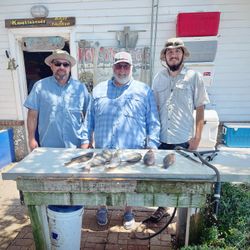 Family that fish together, sticks together.