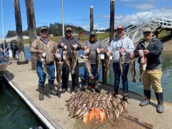 Anglers on fishing tour in Oregon