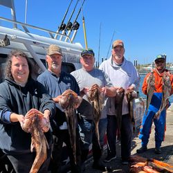 A group of 6 people fishing in Roseburg