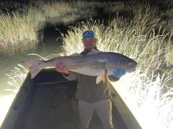 Fishing in LA with a big 38-inch fish