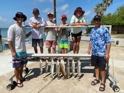 6 people fishing in Texas