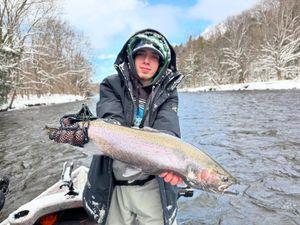 Last-Minute Steelhead Openings – Book Now!