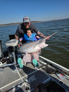 Spring Paddlefish Action on Keystone Lake - 4-Hour Guided Trip
