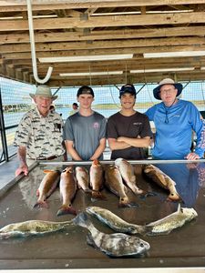 Thanksgiving Week Inshore Success in Matagorda Bay