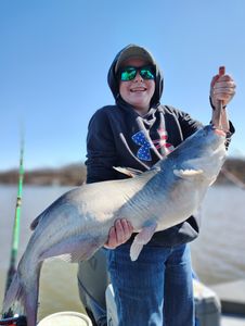 First-Time Boat Fishermen Land Big Cats on Lake of the Ozarks!