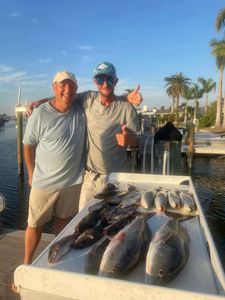 Only dead fish i saw today were in the cooler! Now the time to come  The reds are 🔥 