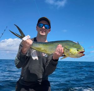 Lock in your trip early and get ready for a strong season on the water with expert-guided fishing adventures for family, friends, and serious anglers 