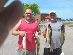 Limited Weekend Openings – Reserve Your Lake Erie Walleye Trip with Grumpy’s Charters!