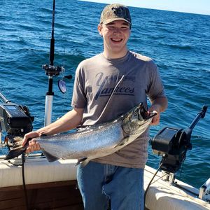 Best Lake Ontario's Salmon Fishing
