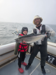 Sooke BC: 31-inch Chinook Landed on Top-Rated Salmon Trolling Trip