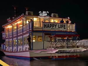 Dinner Cruise in Destin, Florida: Scenic Views & Curated Menus on the Water