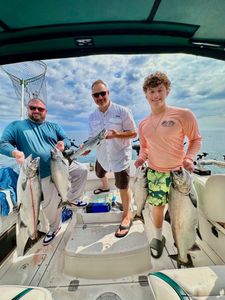 Lake Ontario Fishing Charters – Prime Time to Catch Big Salmon and Trout