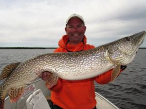 Taltson Bay Big Pike Lodge 