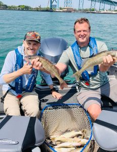 Detroit River Jigging 