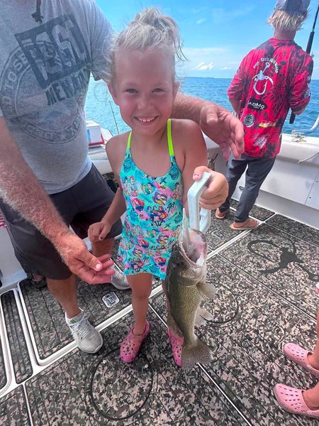 Enjoy a productive day on the water with Port Clinton, OH fishing, where Lake Erie delivers excellent opportunities for anglers of all experience levels.