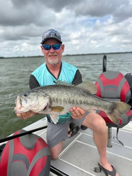 Feel the thrill of a powerful largemouth bass as you fish some of Florida's most productive waters.