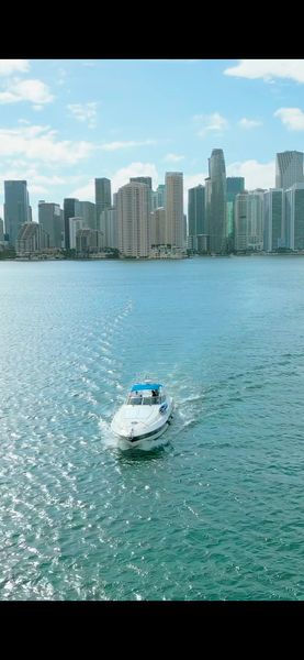 Cruising Miami's stunning waters in style!