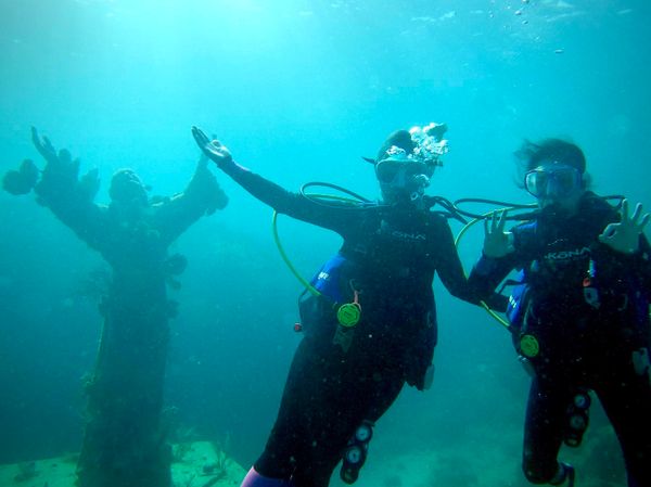Perfect dive day in Key Largo waters!