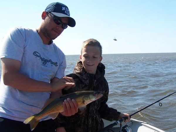 The Thrill of the catch! Northern Pike reelin'