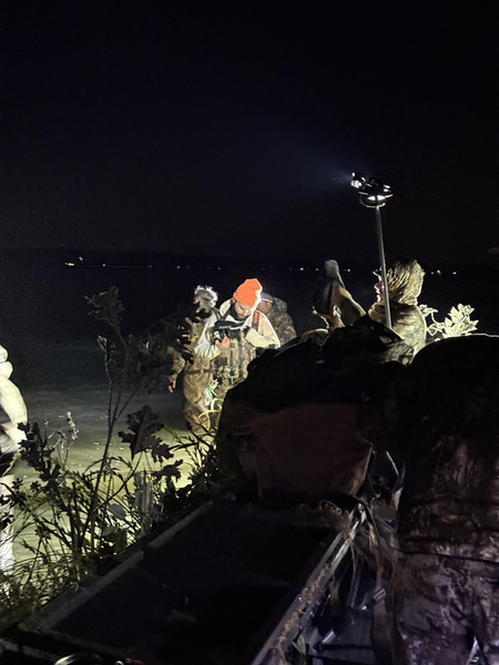 Night hunting adventure in the wetlands - clear conditions made for an exciting outing!