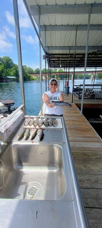 Fish On Guide Service