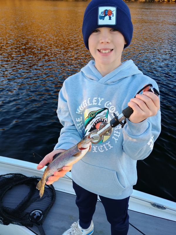 Fish On Guide Service