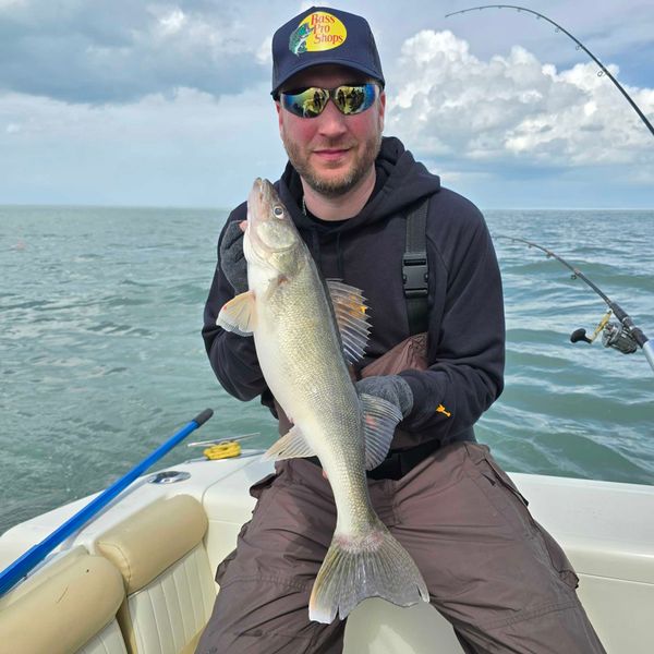 BlackH2oDog Charters