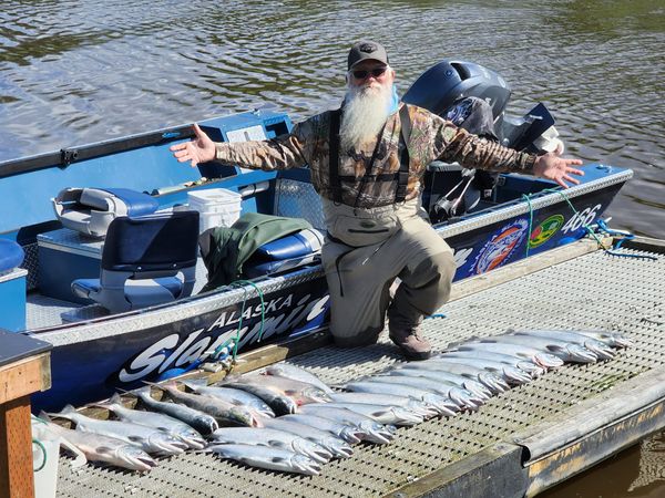 Alaska Slammin Salmon Charters