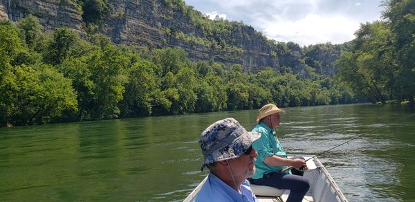 Hooked In The Ozarks - Fly Fishing And Spin Guides