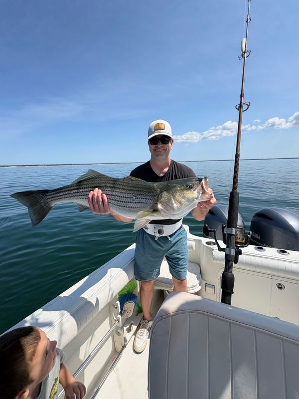 Magnanimous Sport Fishing 