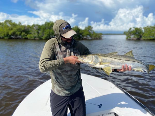 Lone Mangrove Charters ,LLC