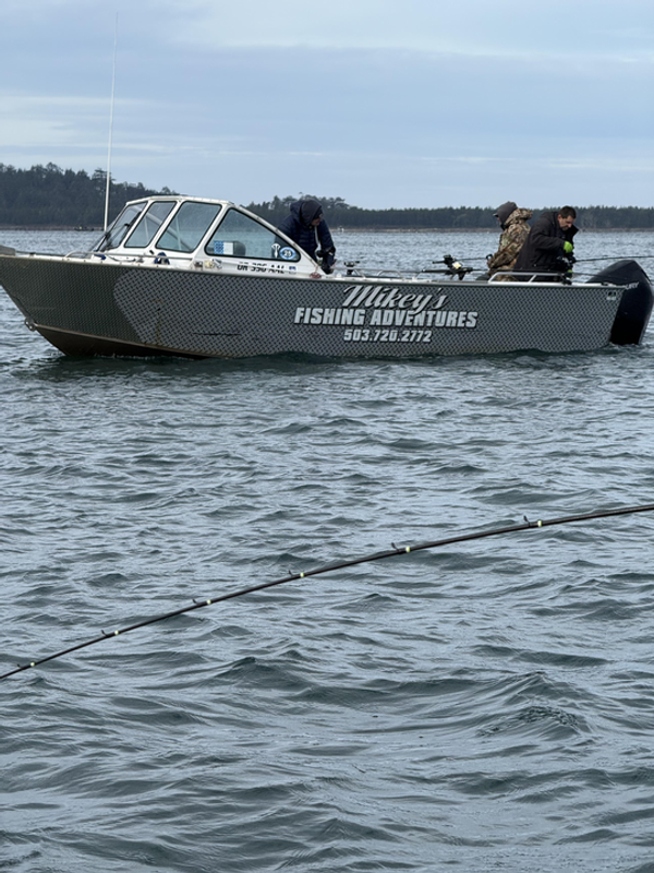 Izzi's Big Mouth Guide Service