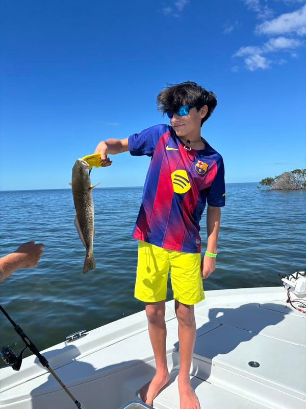 Fins Up Fishing Charter